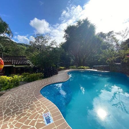 Finca Villa Chalet Del Rio Cali Farm Villa Chalet Cali River Exterior foto
